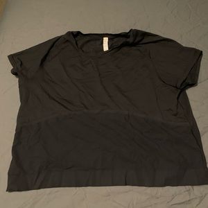 Lululemon work out shirt